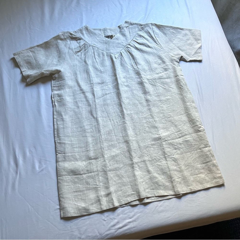 NWT LINEN LIFE Ivory linen v neck‎ short sleeve tunic top